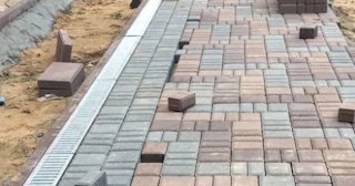 Укладка плитки на дорожке в Донецке от 876 руб. - доступная стоимость