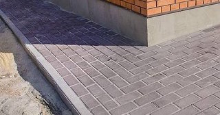 Укладка плитки на отмостку: Цена от 876 руб. в Донецке от ТротуарнаяПлитка