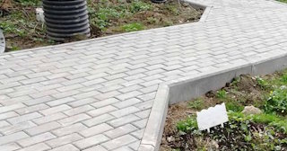 Профессиональная укладка брусчатки в Донецке в октябре