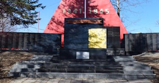 Профессиональное благоустройство памятников в Донецке в октябре