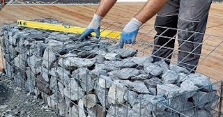 Устройство подпорной стенки из габионов в Донецке в октябре